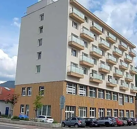 Hybadlo Мотель